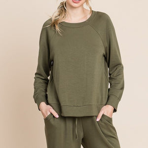 Super Lady Round Neck Raglan Sleeve Top and Pants Lounge Set