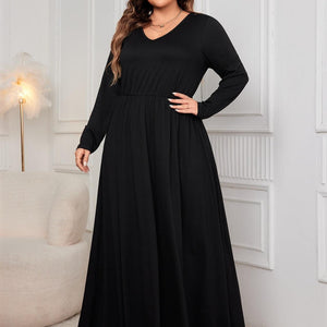 Honey Plus Size Cutout V-Neck Long Sleeve Maxi Dress