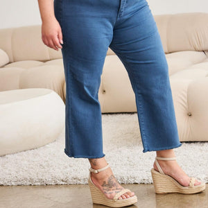 Pantalones vaqueros de talle alto con dobladillo sin rematar y control de abdomen de RFM Crop Chloe