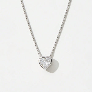 925 Sterling Silver Inlaid Zircon Heart Pendant Necklace