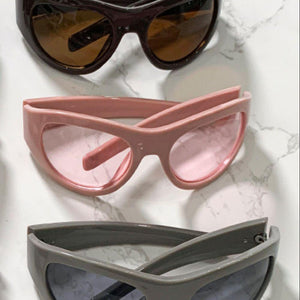 Polycarbonate Frame Cat-Eye Sunglasses