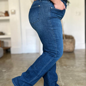 Judy Blue Full Size Tummy Control Straight Jeans