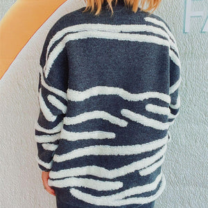 Contrast Round Neck Long Sleeve Sweater