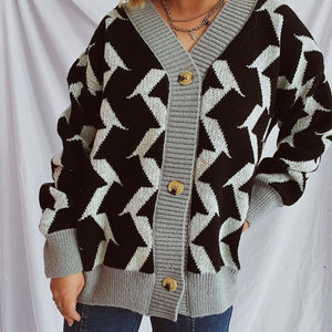 Contrast Trim Geometric V-Neck Long Sleeve Cardigan