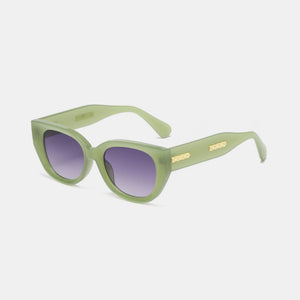 Cat Eye Polycarbonate Frame Sunglasses