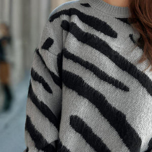 Contrast Round Neck Long Sleeve Sweater