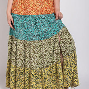 Ditsy floral color block skirt with front slit