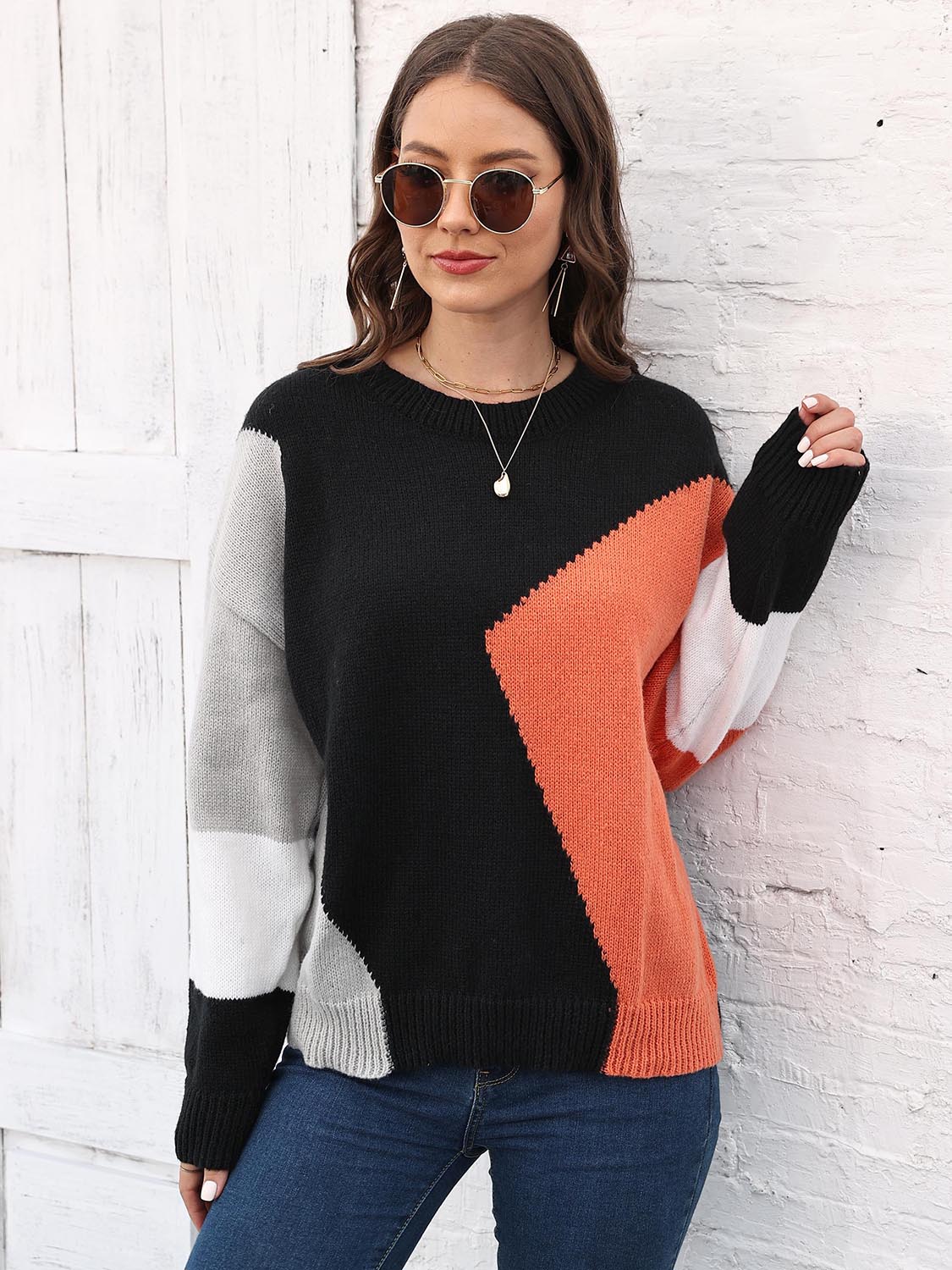 Color Block Round Neck Sweater